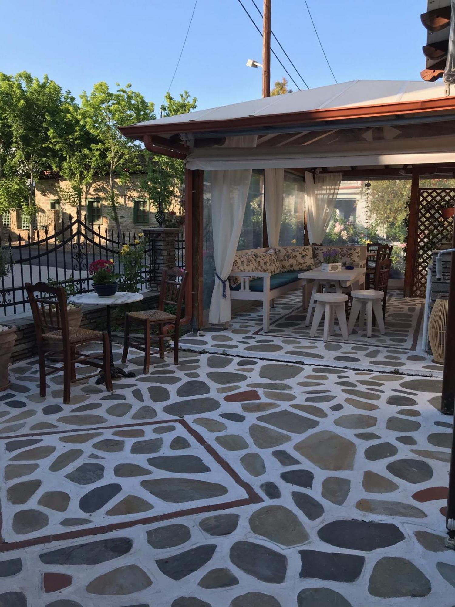 Hotel Niriides Ammouliani Esterno foto