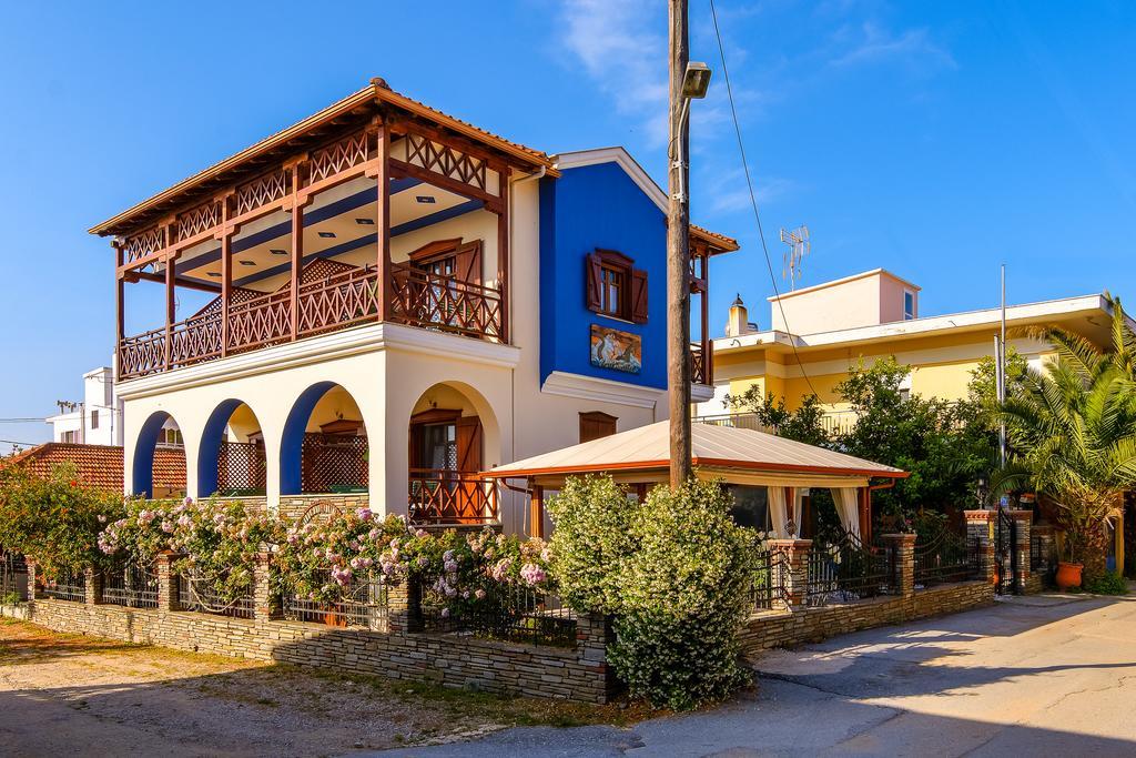 Hotel Niriides Ammouliani Esterno foto