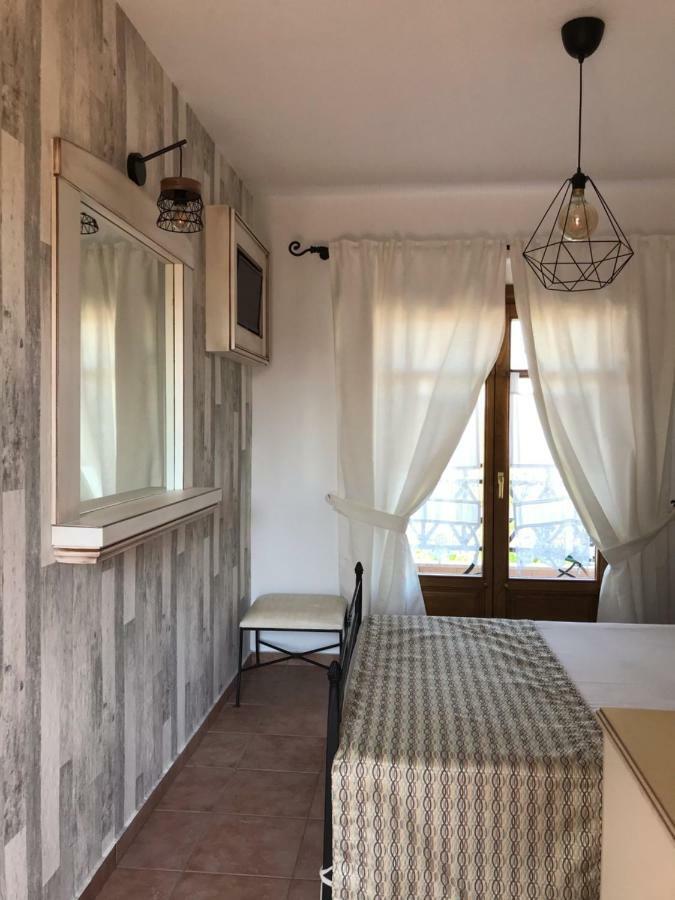 Hotel Niriides Ammouliani Esterno foto